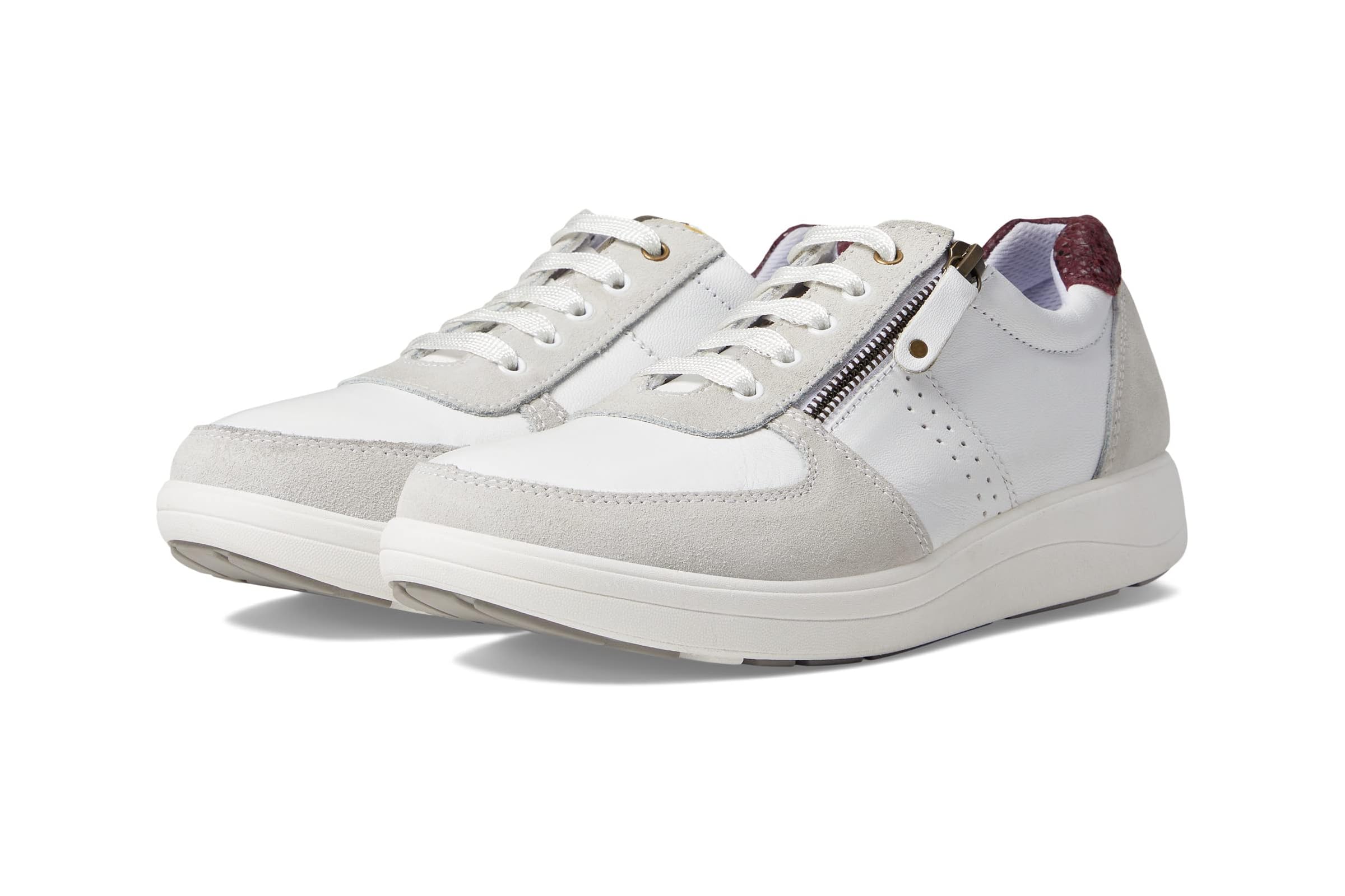 Женские кроссовки Strive Madison