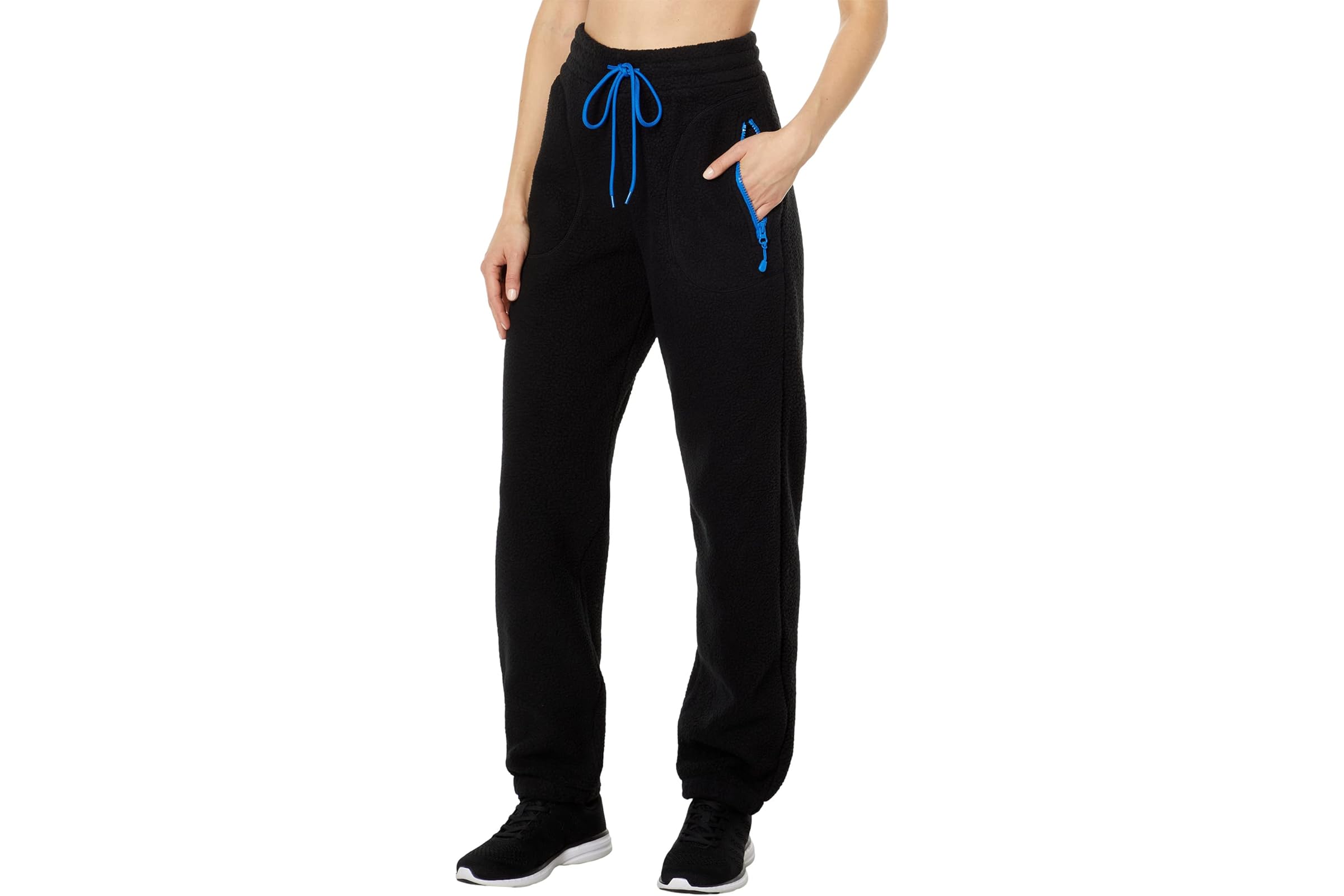 Брюки YEAR OF OURS Sherpa Warm-Up Pants 14790₽