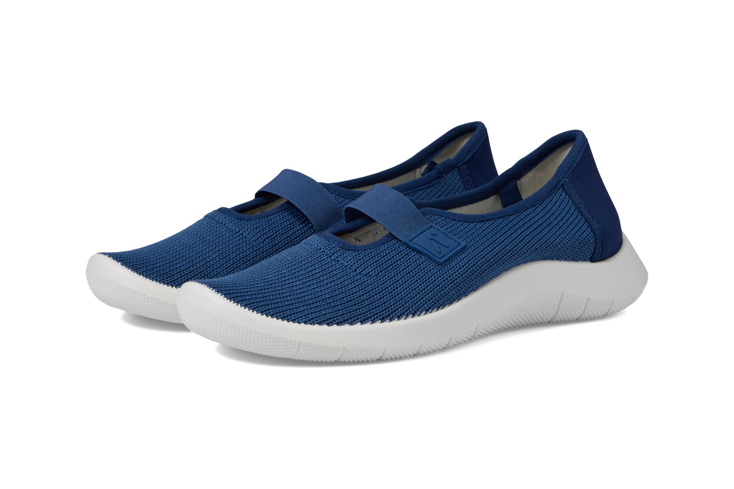 Женские кроссовки Arcopedico Cibele 14290₽