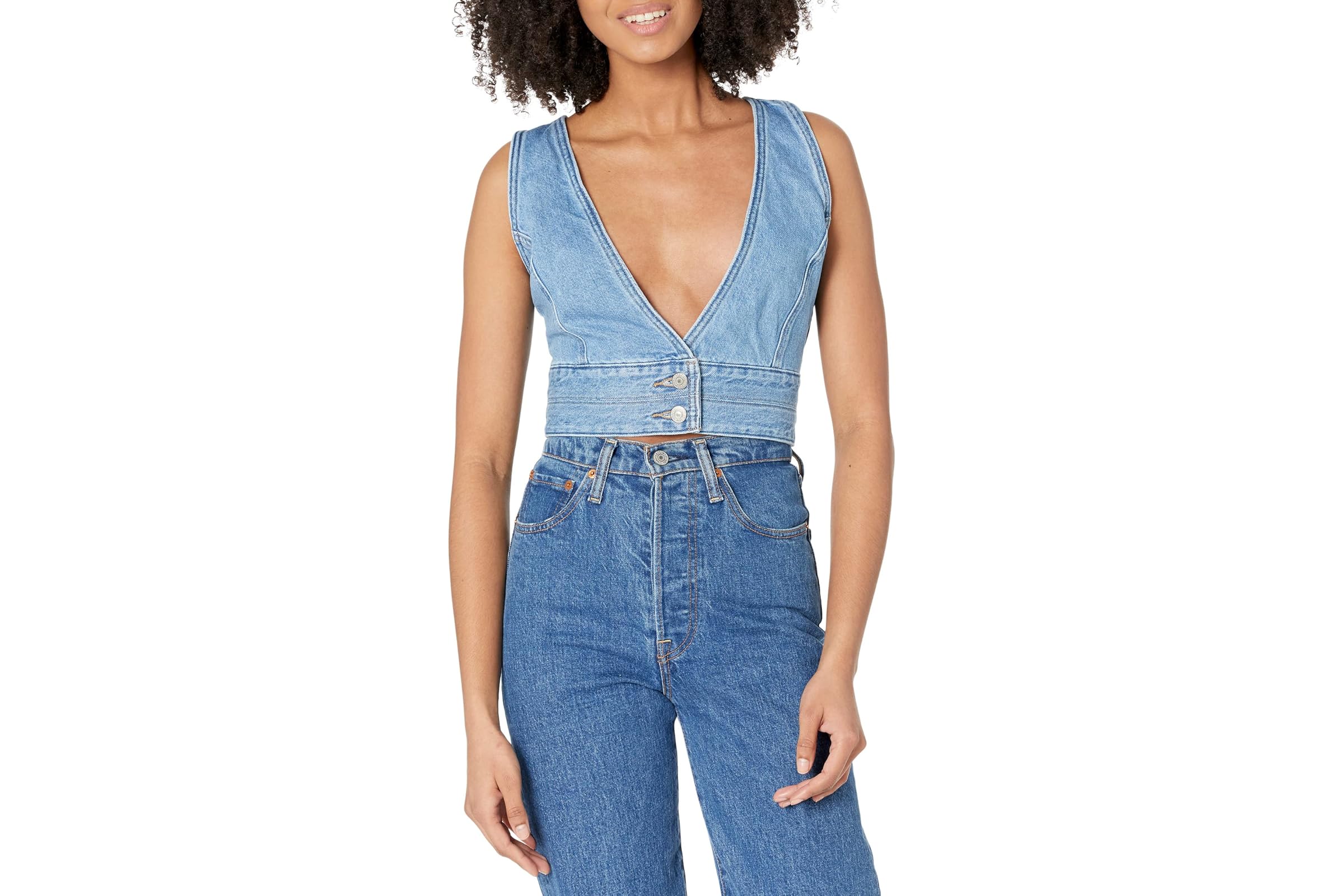 Levis Premium Raine Denim Crop Top 13590₽