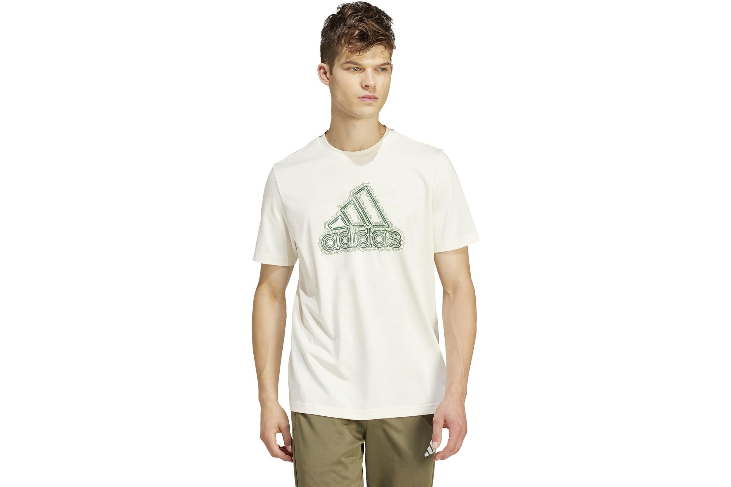 Мужская рубашка adidas Growth Badge Graphic Tee 4790₽