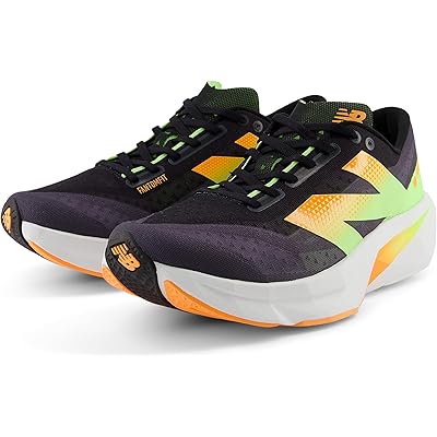 Мужские кроссовки New Balance FuelCell Rebel v4