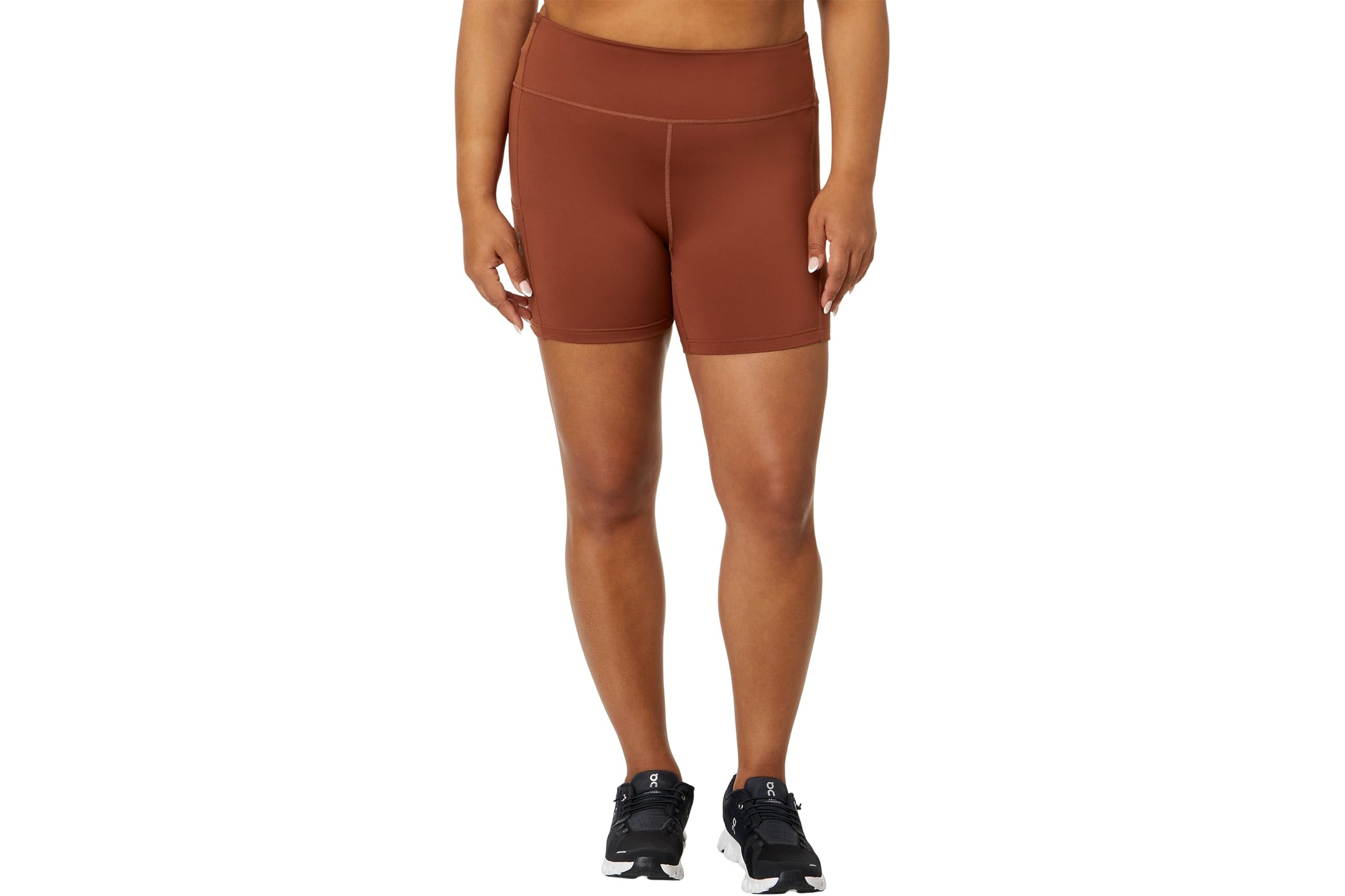 Брюки On Performance Short Tights 7490₽