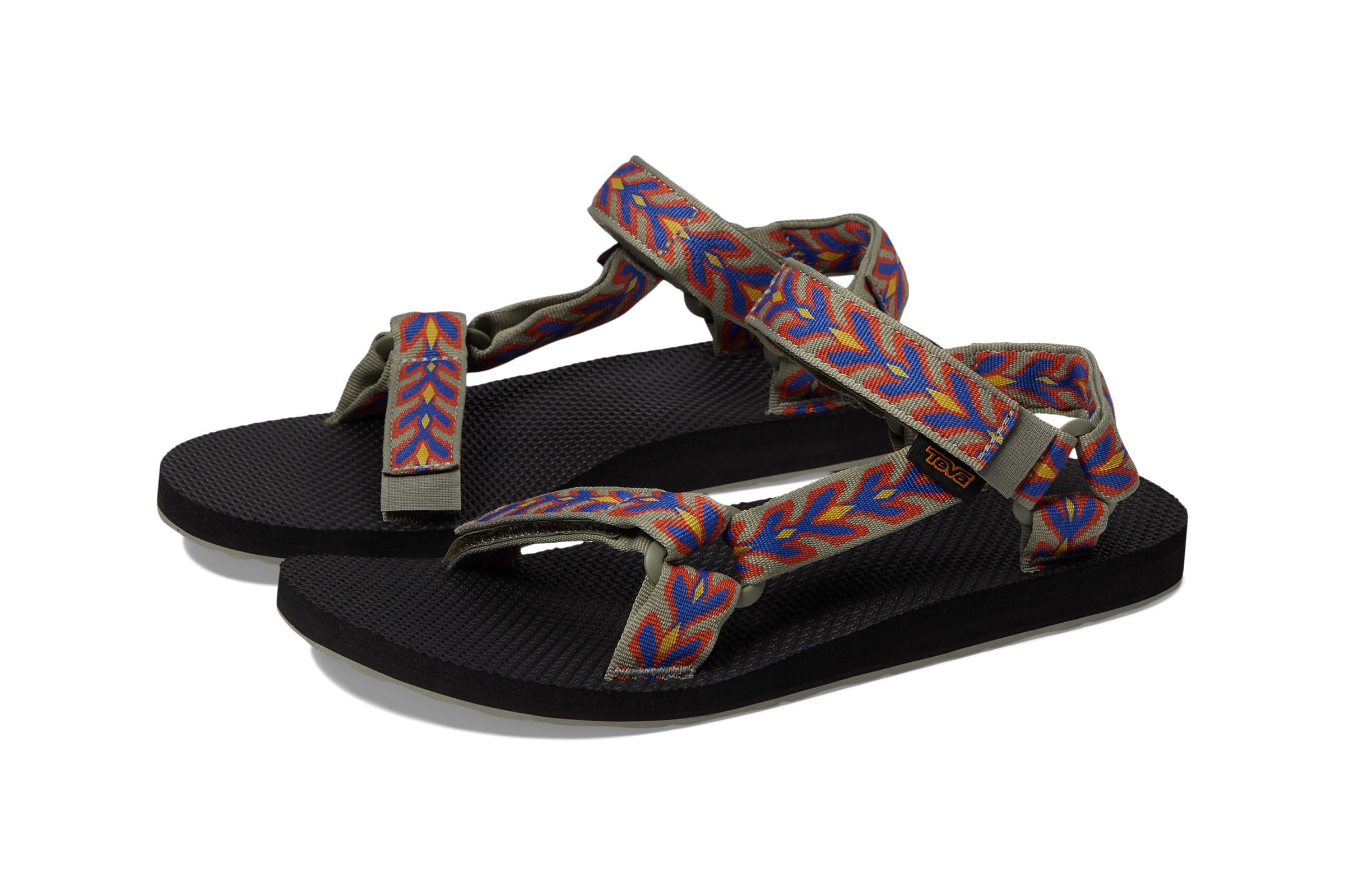 Teva Original Universal Revivew 8390₽