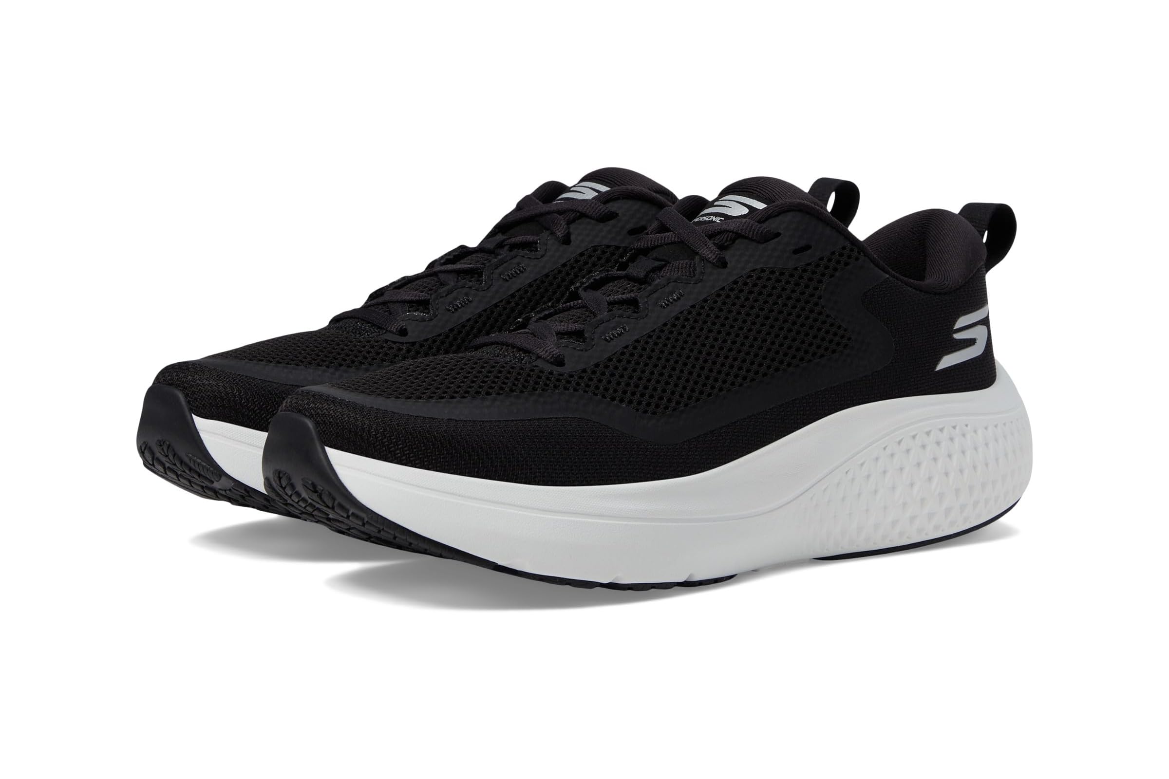 Мужские кроссовки SKECHERS Go Run Supersonic Max 12390₽