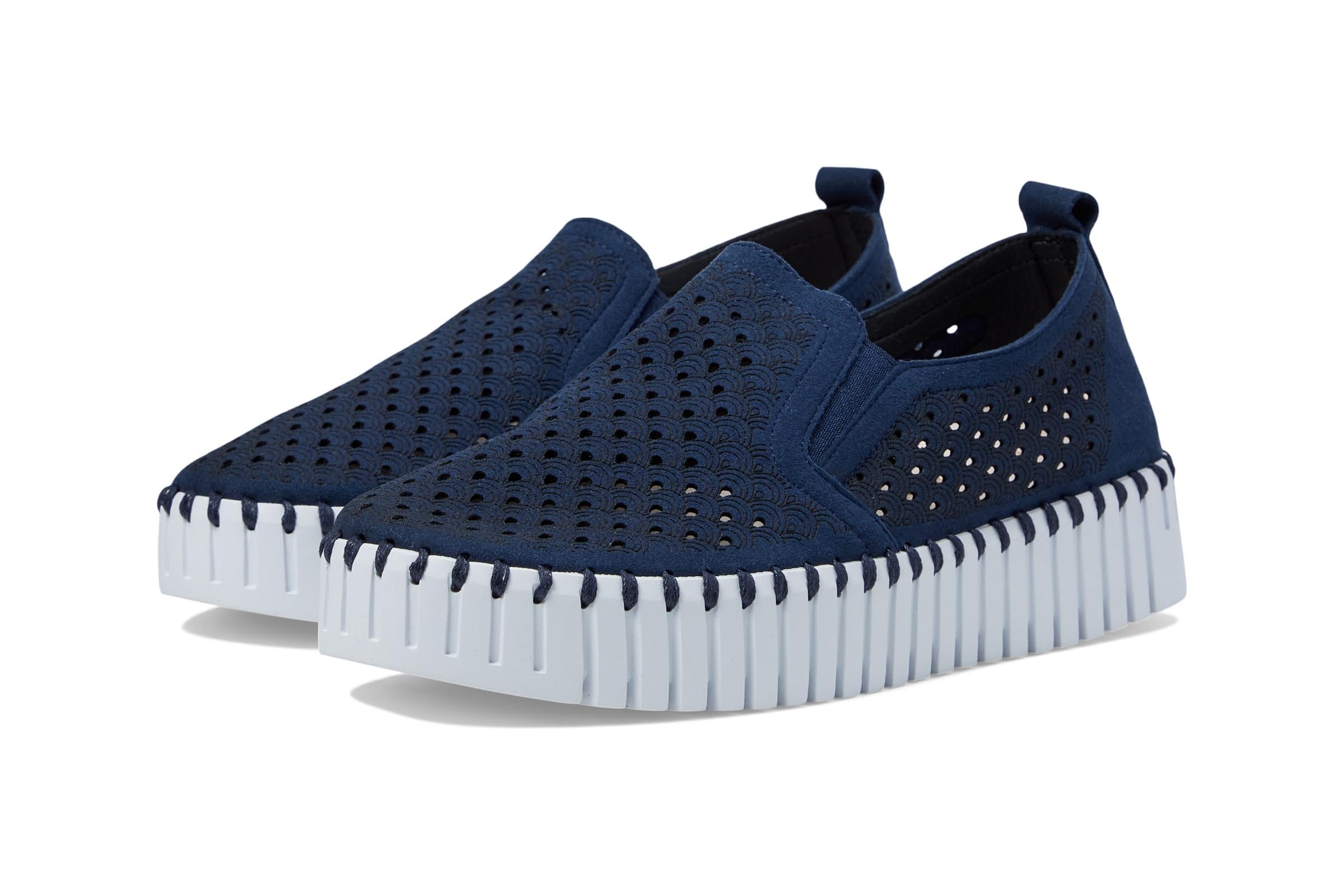 Женские кроссовки Ilse Jacobsen Tulip 141WOM 19790₽