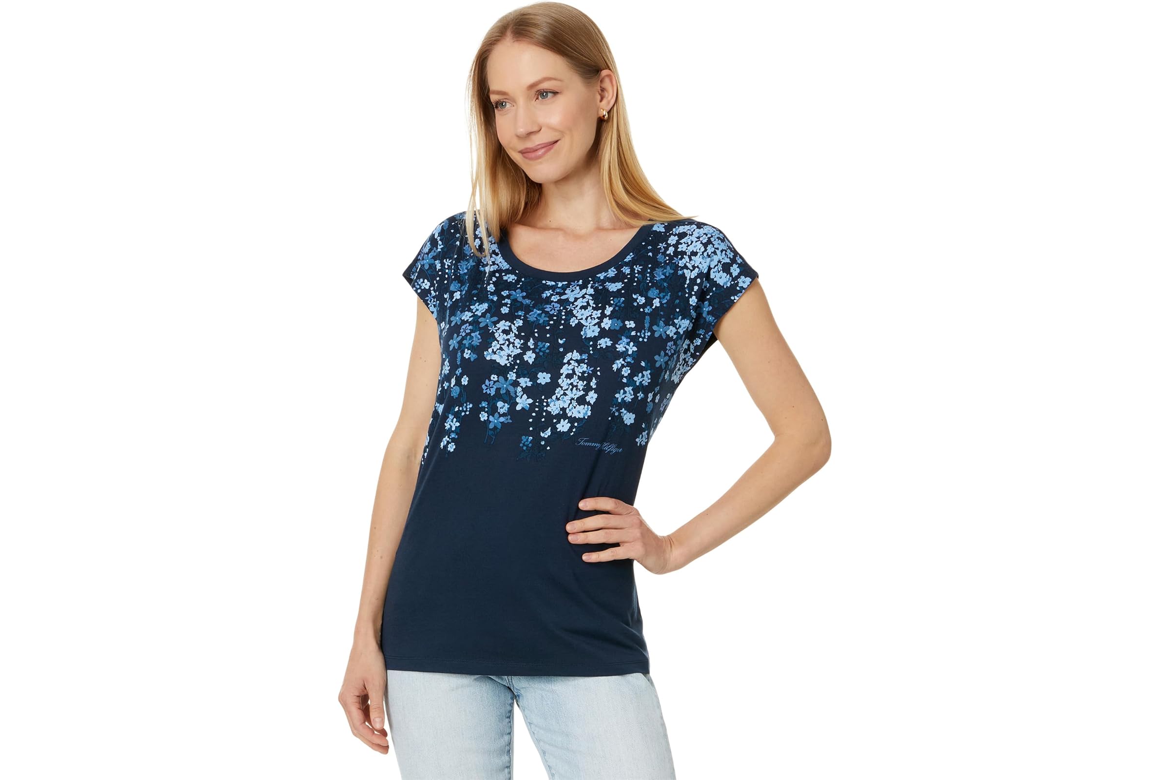 Футболка Tommy Hilfiger с короткими рукавами и цветочным принтом омбре 7490₽