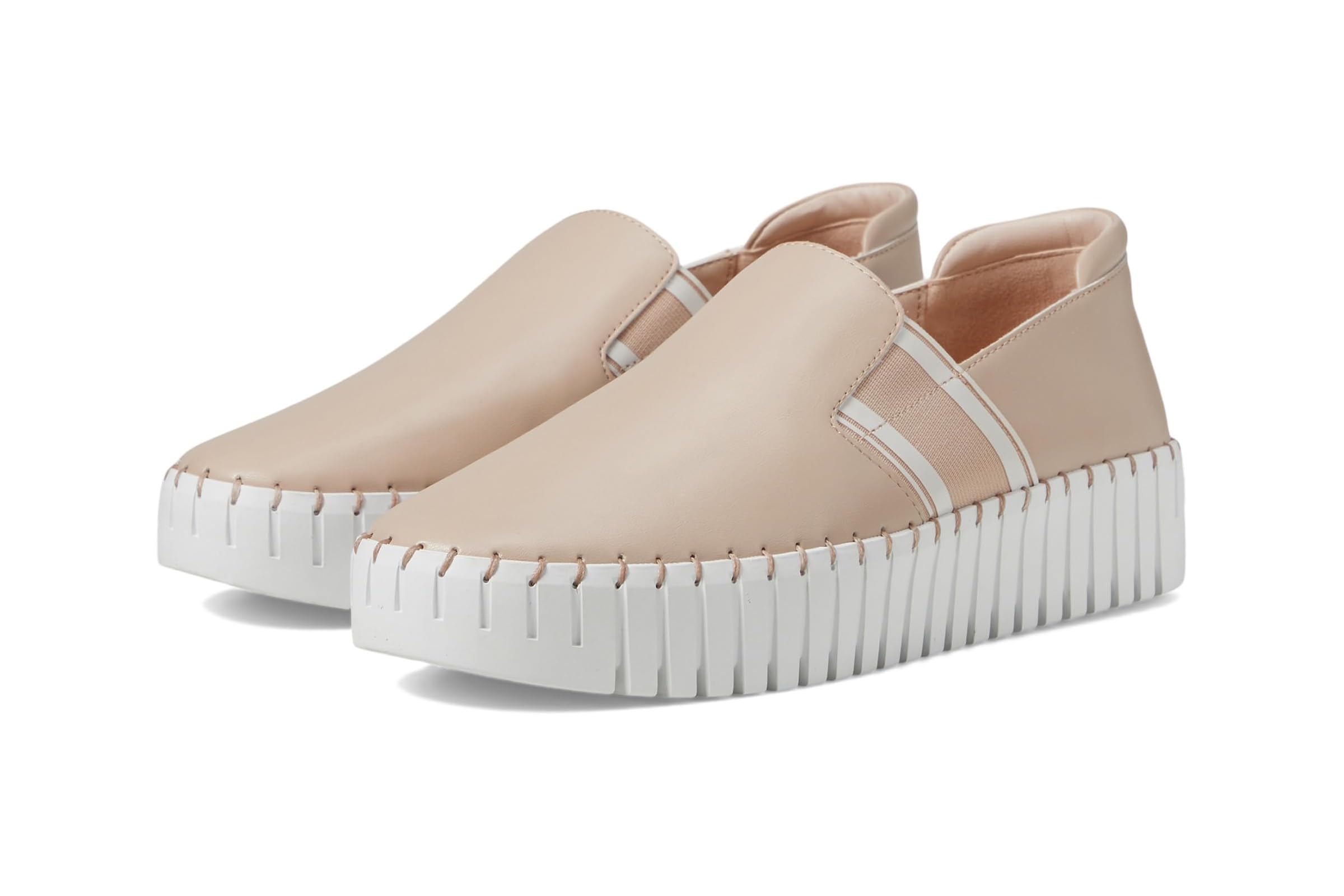 Женские кроссовки Anne Klein Runway 13090₽