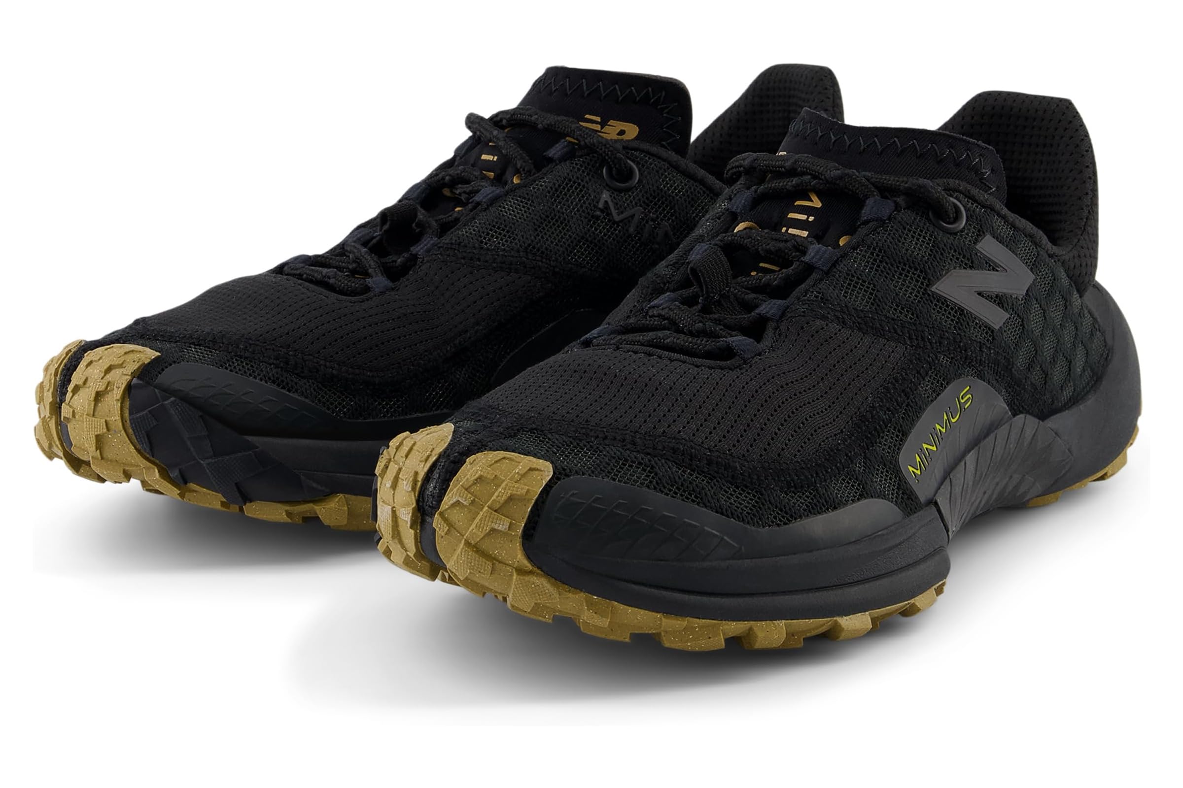 Женские кроссовки New Balance Minimus Trail 21390₽