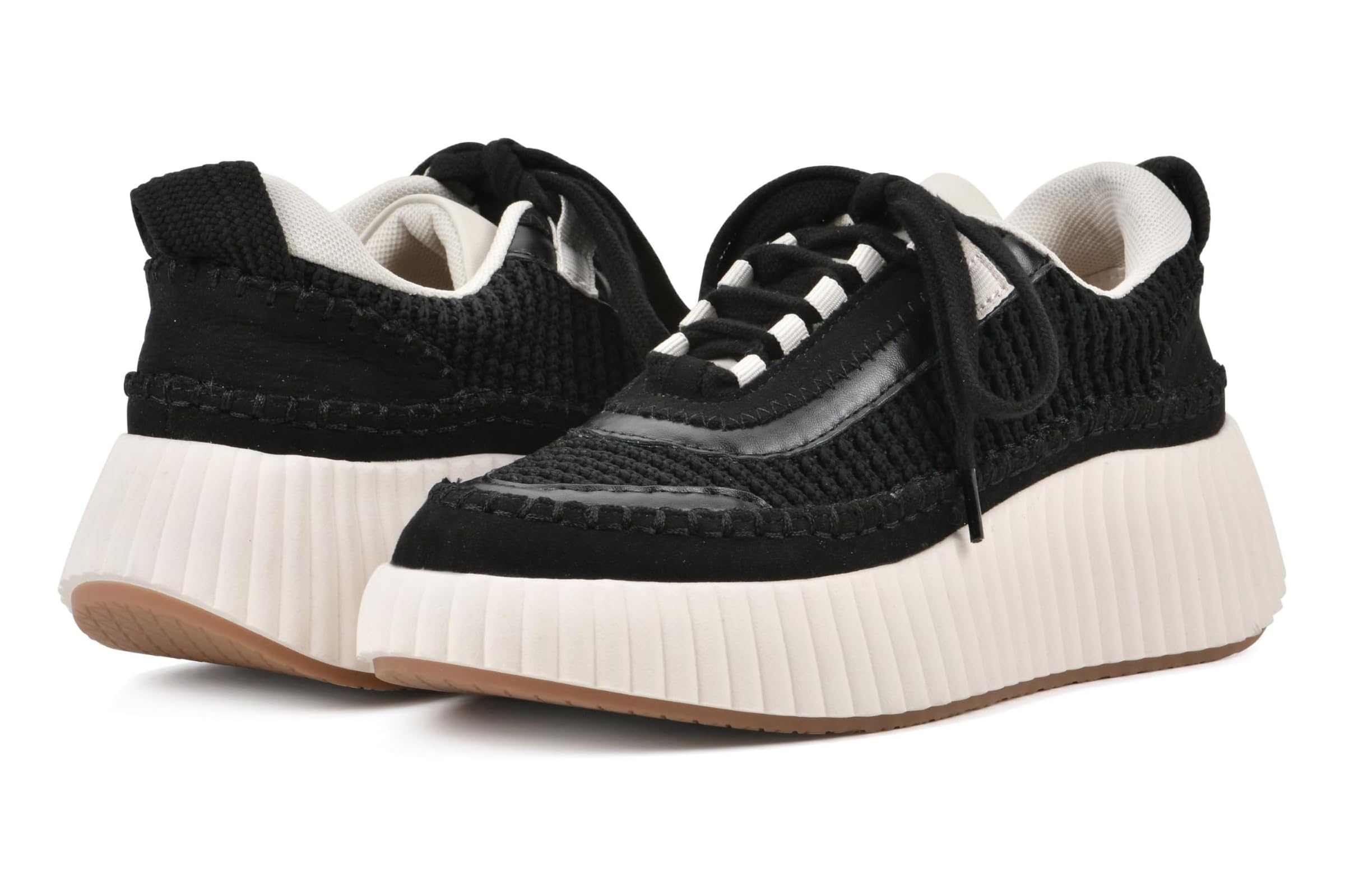 Женские кроссовки White Mountain Dynastic 11490₽