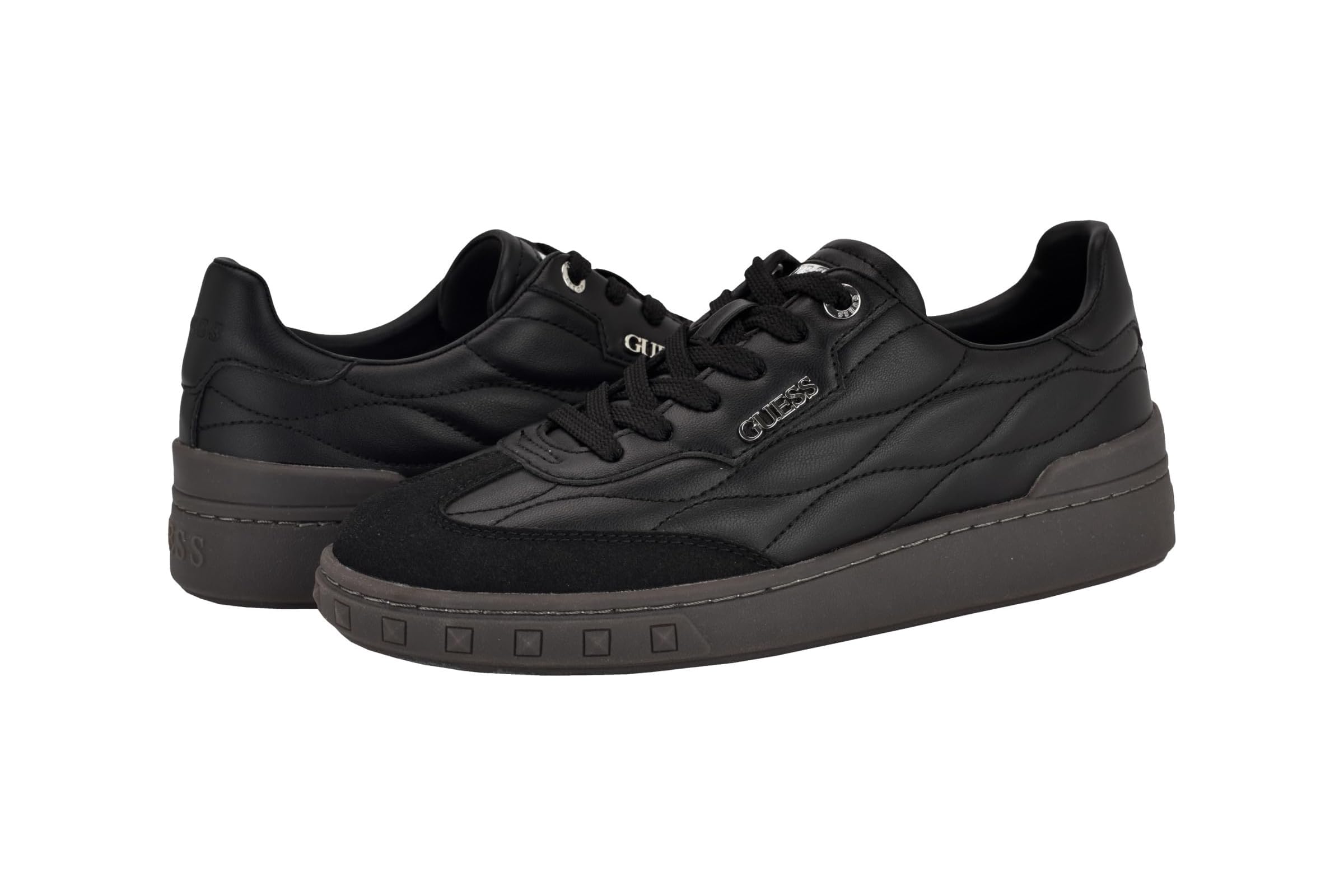 Женские кроссовки GUESS Iquilt 11790₽