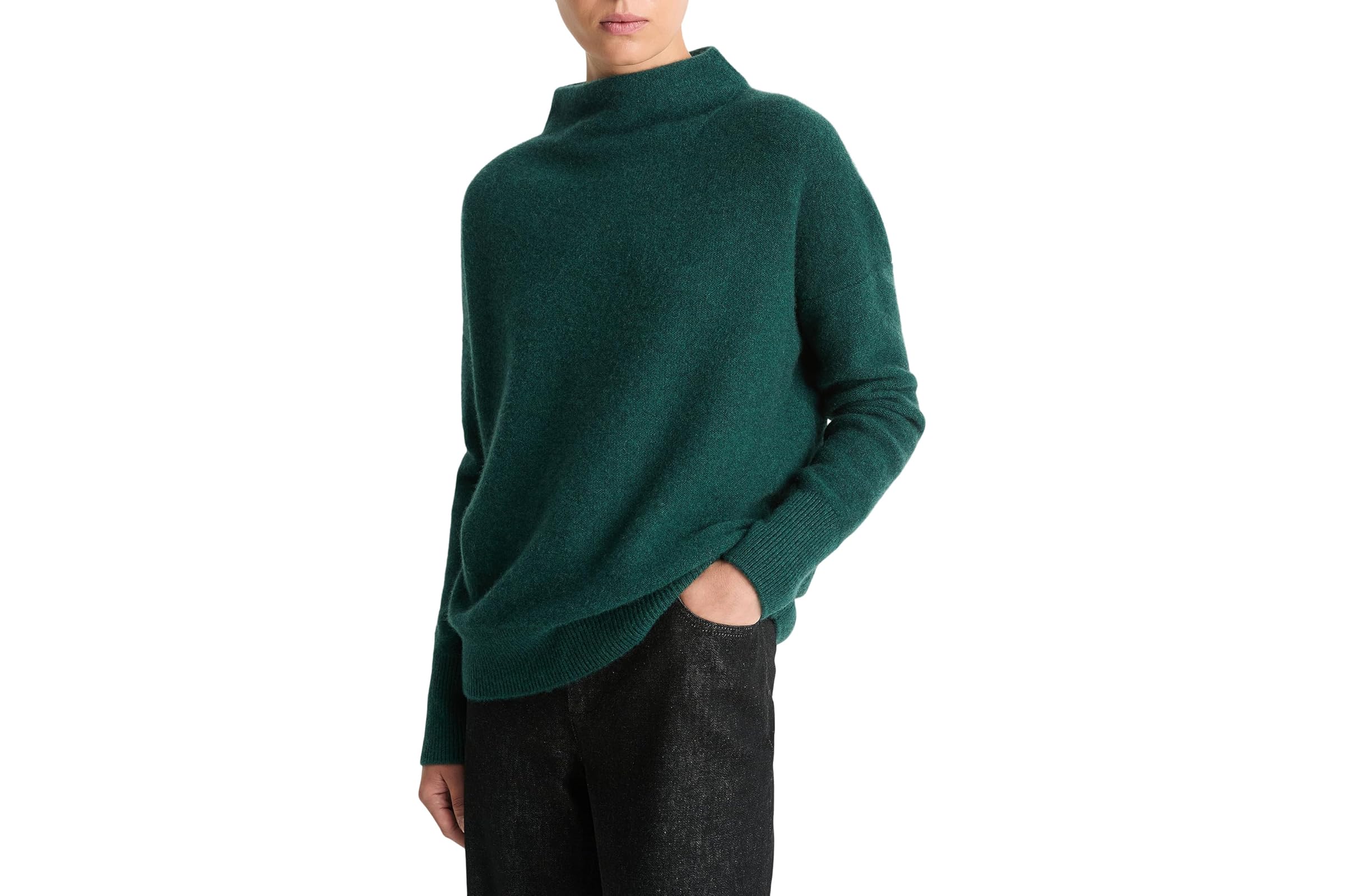 Vince Boiled Funnel Neck Pullover 78090₽