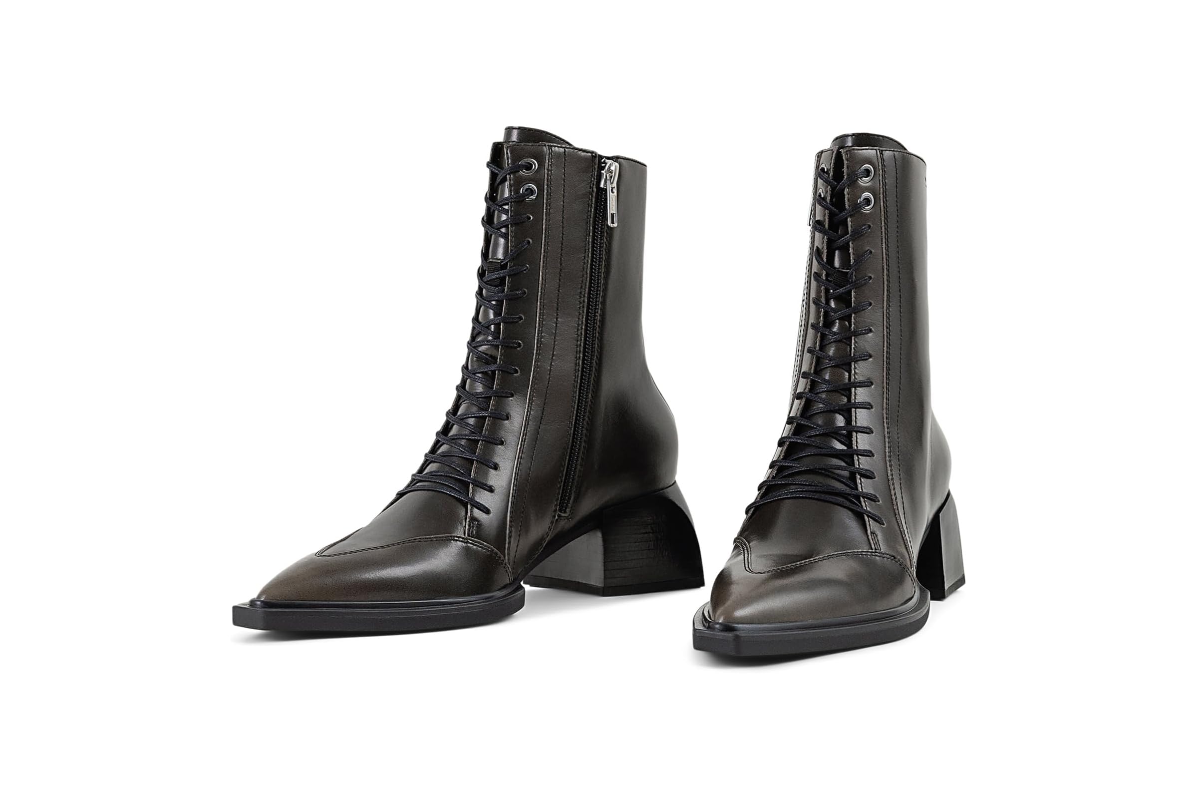 Vagabond Shoemakers Vivian Lace Up Leather Bootie 43290₽