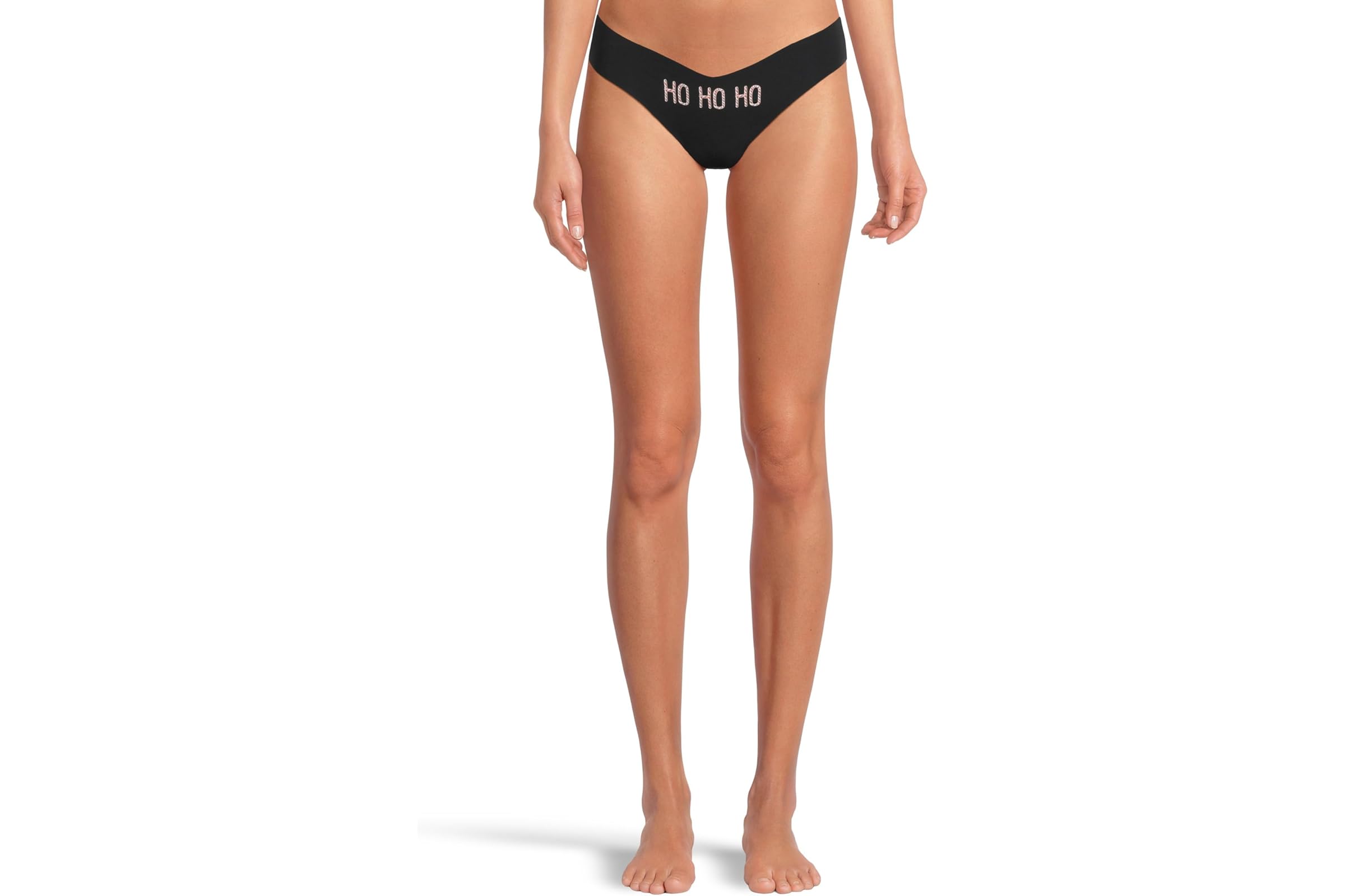 Commando Thong With Applique 2990₽