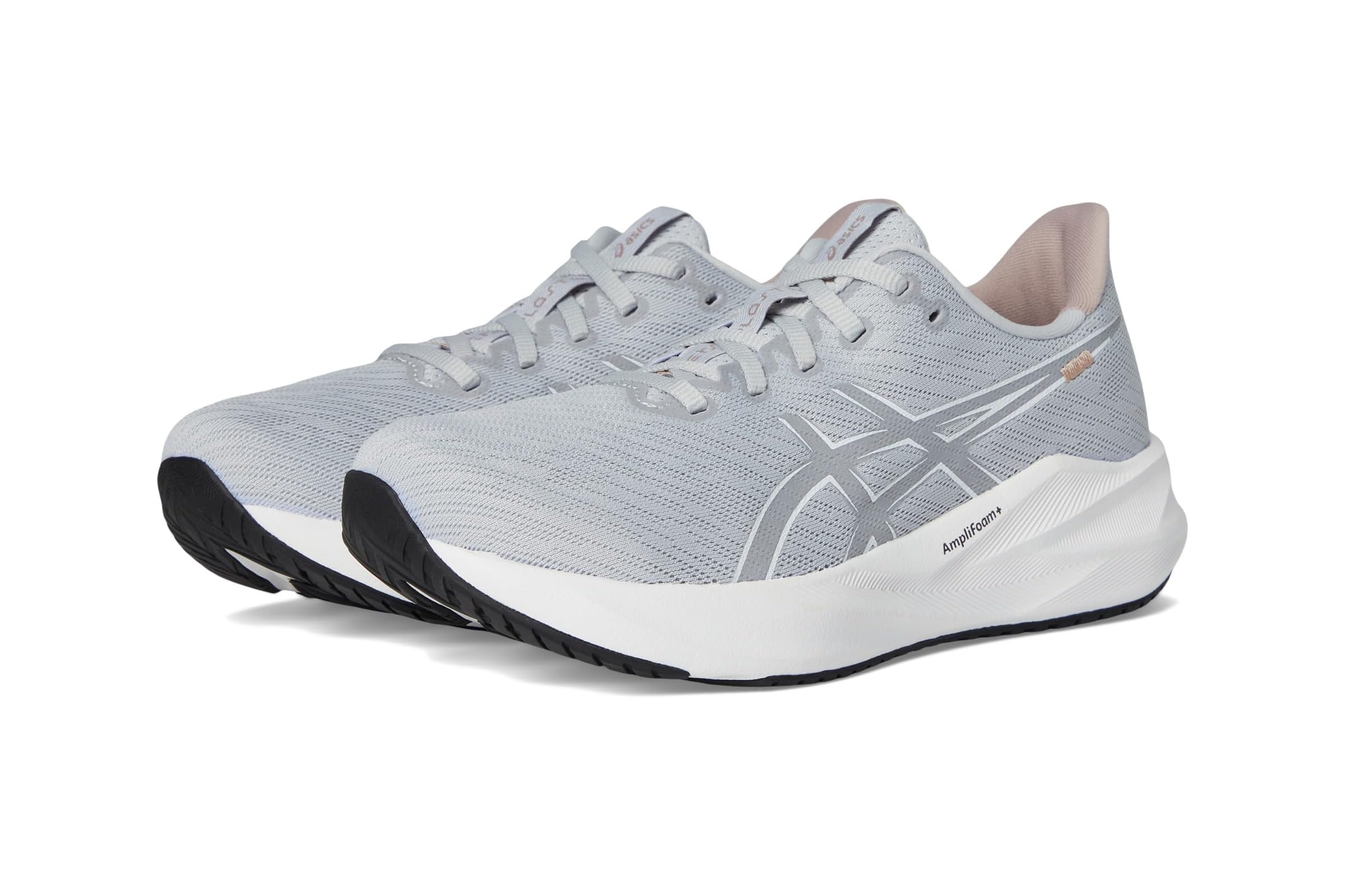 Женские кроссовки ASICS Versablast 4 13990₽