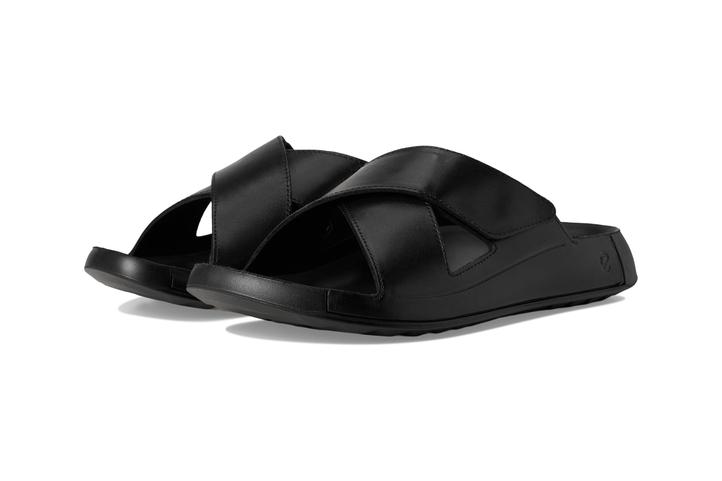 Сандалии ECCO Cozmo Two Band Cross Slide Sandal 22790₽