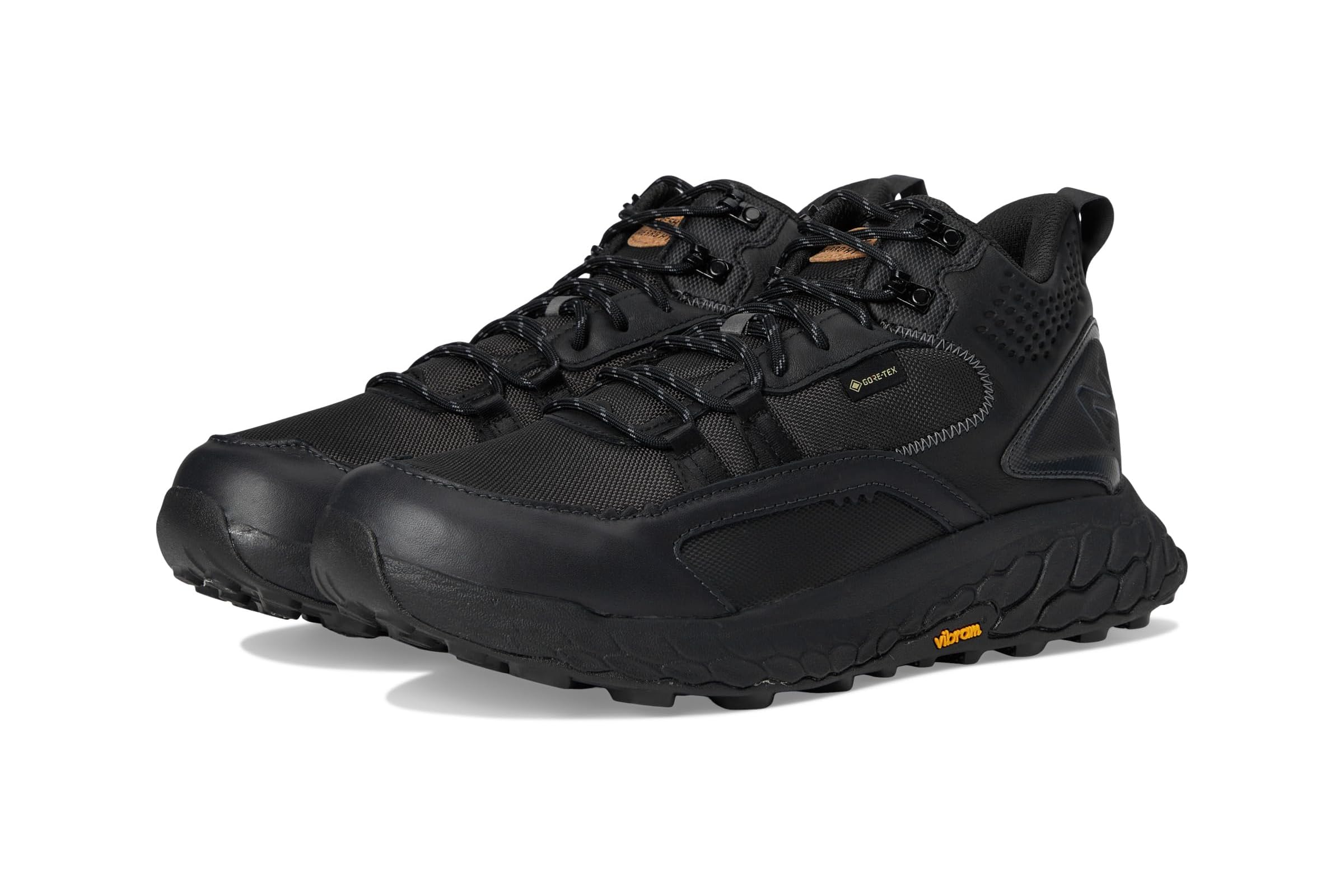 Мужские кроссовки New Balance Fresh Foam X Hierro Mid v1 32590₽