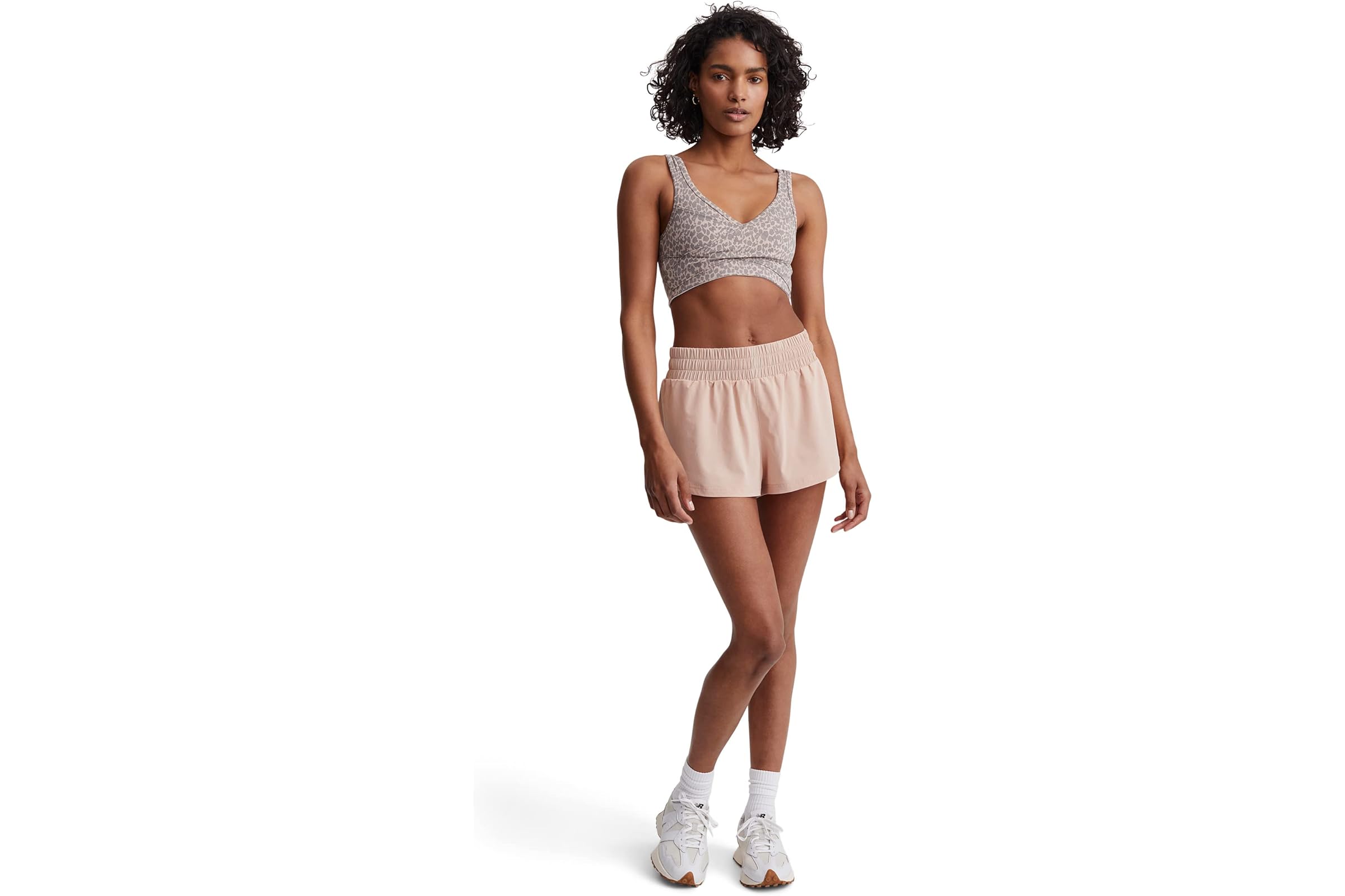 Шорты Varley Kallin Run Shorts 8390₽