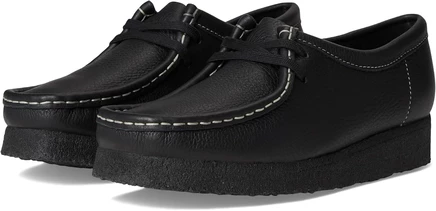 Кроссовки Clarks Wallabee из черной потертой кожи