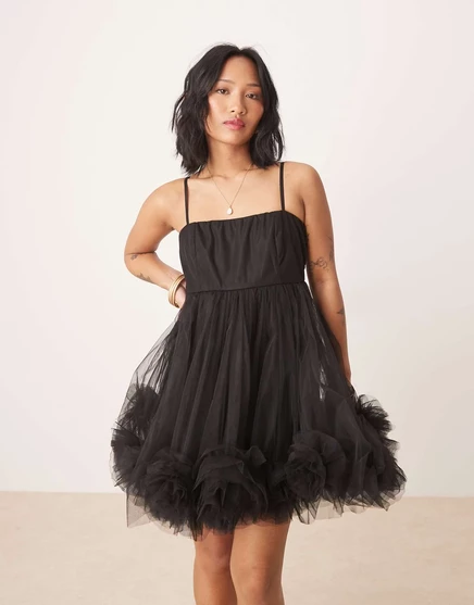 Мини-платье babydoll с мини-юбкой из кружева и бисера Petite bubble hem черного цвета black