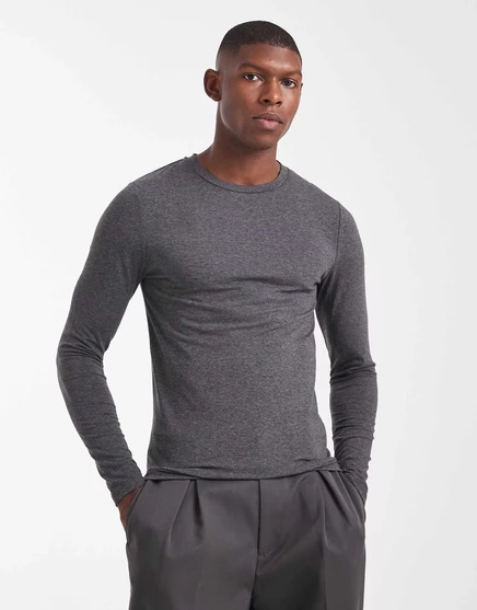 Футболка с длинным рукавом muscle fit от ASOS DESIGN цвета древесного угля charcoal marl