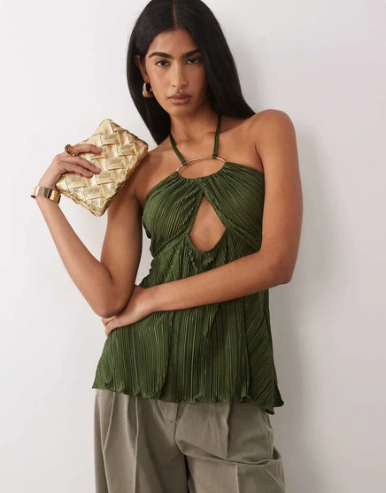 ДИЗАЙНЕРСКИЙ топ-бандо с кольцом-плиссе ASOS DESIGN на бретелях цвета хаки