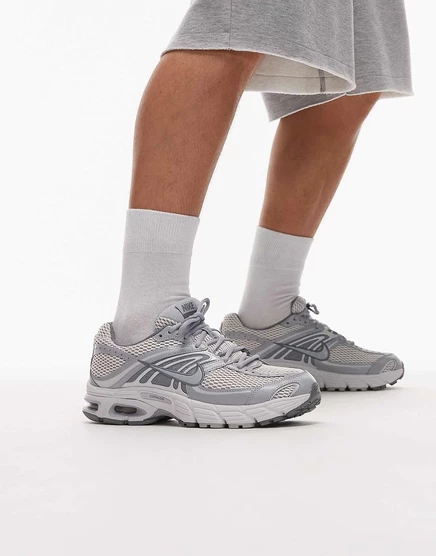 Кроссовки Nike Air Max Moto 2K, серые