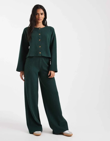 Широкие брюки из мягкого трикотажа в рубчик Miss Selfridge темно-зеленого цвета forest green