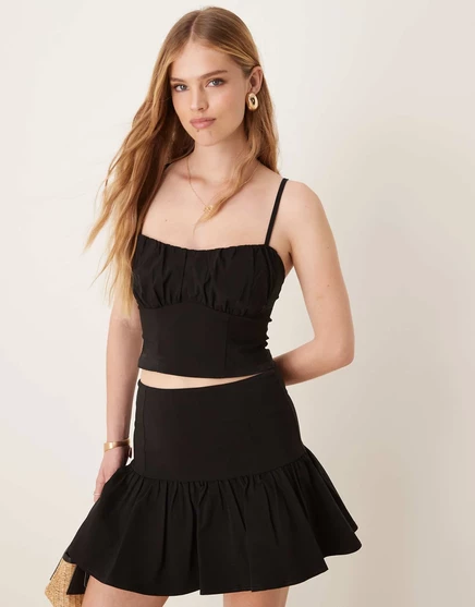 Топ на бретелях из бенгалинового корсета ASOS DESIGN с рюшами на груди черного цвета - часть комплекта black