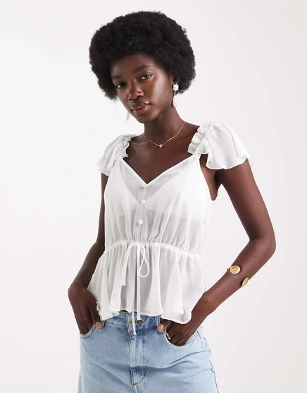 Шифоновый топ Miss Selfridge с оборками на пуговицах цвета слоновой кости ivory