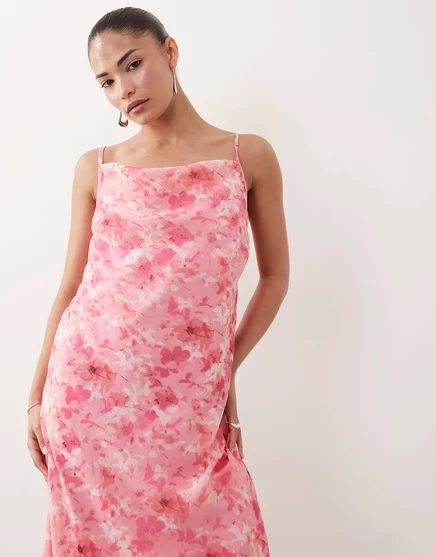 Женское миди-платье-комбинация Vero Moda Petite Smilla из шифона, розовое в цветочек