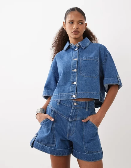Женские шорты ASOS DESIGN с передним швом, средне-голубые