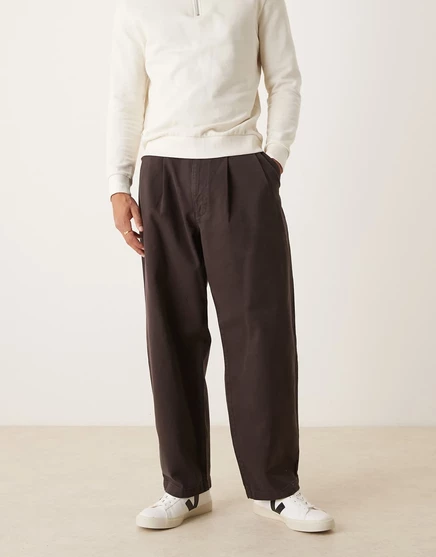  Свободные прямые брюки ASOS DESIGN коричневые с двойными складками brown