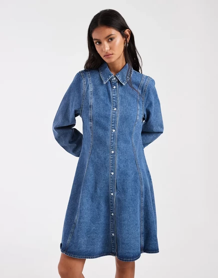 Женское джинсовое мини-платье Vero Moda, пуговицы, голубое
