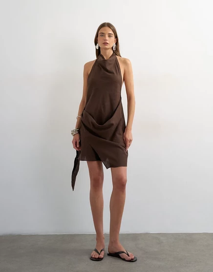 Женское мини‑платье TopShop из льна с халтером и запахом, шоколадное