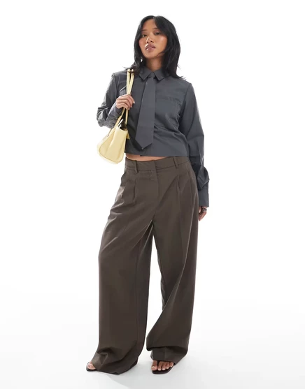 Сшитые на заказ брюки Vero Moda Petite dad fit шоколадного цвета