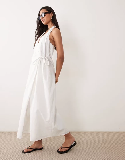 Женское платье-макси ASOS Design хальтер с запахом, кремовое