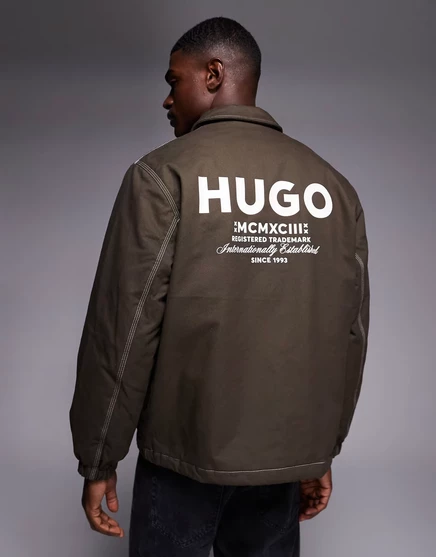 Куртка с принтом логотипа лейбла HUGO Blue Biyo на спине коричневого цвета темно-коричневая