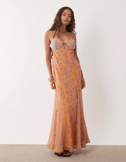 Женское макси-платье Asos Petite с декором, в пейсли