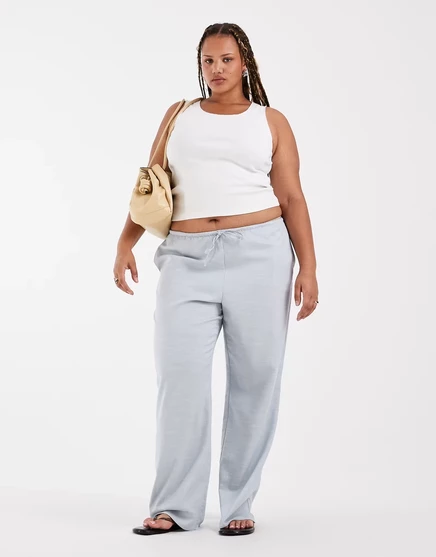 Широкие облегающие брюки из атласа ASOS DESIGN Curve синего цвета