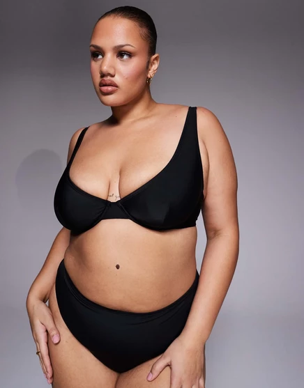 Топ-бикини Maya Marina del Rey с глубоким вырезом и косточками от ASOS DESIGN Curve черного цвета black