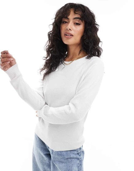 Белый джемпер с круглым вырезом от Vero Moda cloud dancer