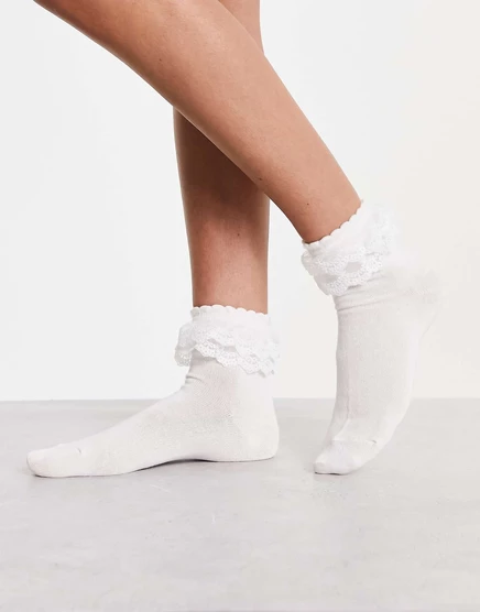 Эксклюзивные белые носки с оборками Pieces white