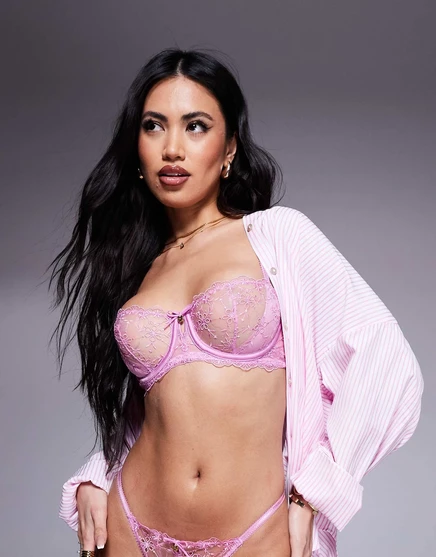 Бюстгальтер-балконет Boux Avenue Bryony broderie розового цвета multi