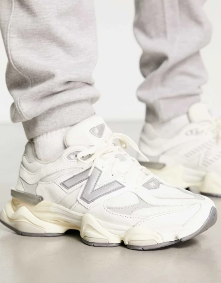 Кроссовки New Balance 9060 White Gray Metallic
