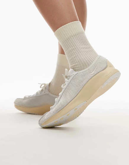 Женские кроссовки Nike Air Superfly Mohair, кремовые