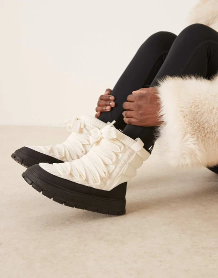 Зимние ботинки ASOS DESIGN Arrow из нейлона на шнуровке кремового цвета mono cream mono