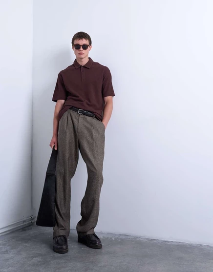 Свободные зауженные плиссированные брюки в елочку Topman коричневого цвета brown