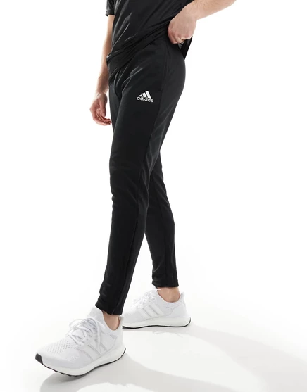 брюки adidas Training Entrada 22 черного цвета black