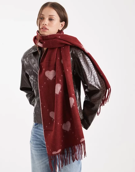 Женский жаккардовый шарф Vero Moda с сердечками, красный